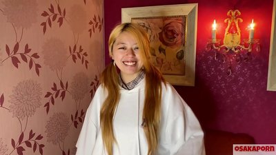 Porno maliit na tits